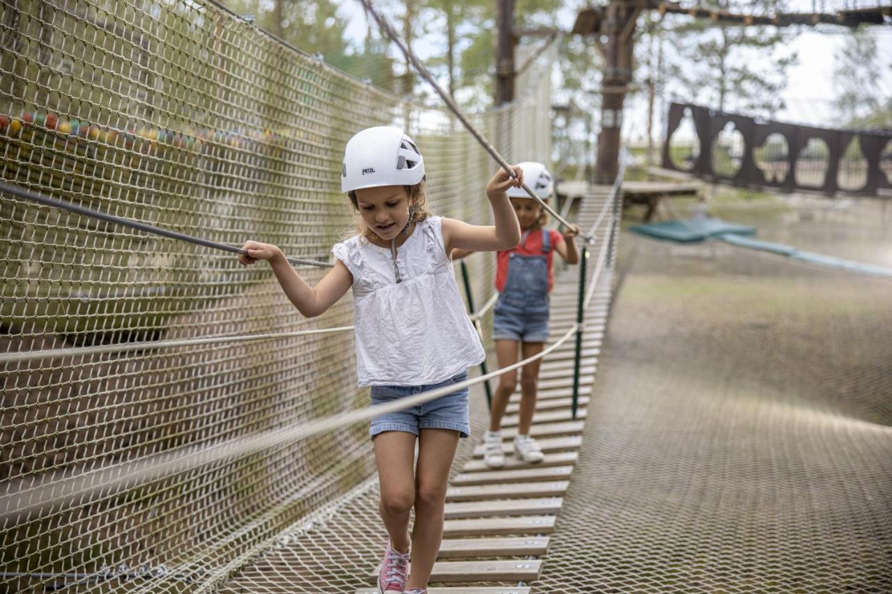 Center Parcs Les Hauts De Bruyeres Шомон-сюр-Таронн Екстер'єр фото